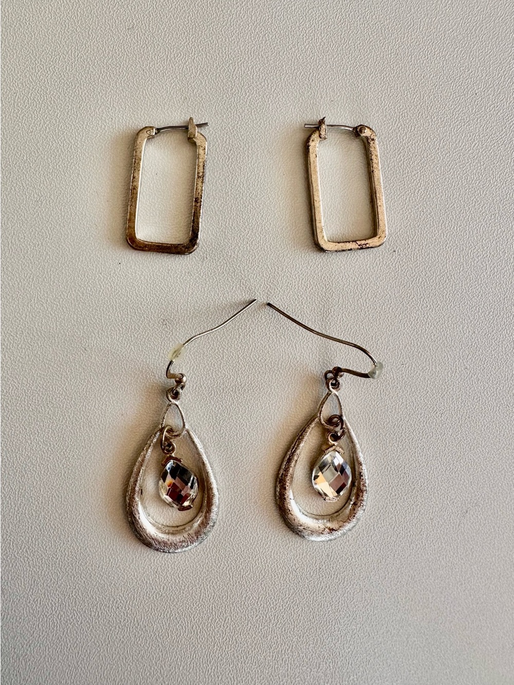 Vintage Silver-Tone Teardrop Dangle Earrings with Crystal Accent - Women Jewelry - Picture 2 of 10